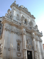 La facciata della Chiesa di San Giovanni Battista, Lecce